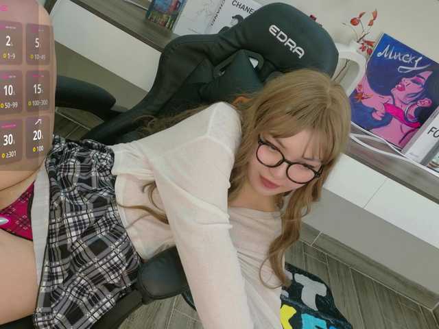 sakuraclover live cam on BongaCams