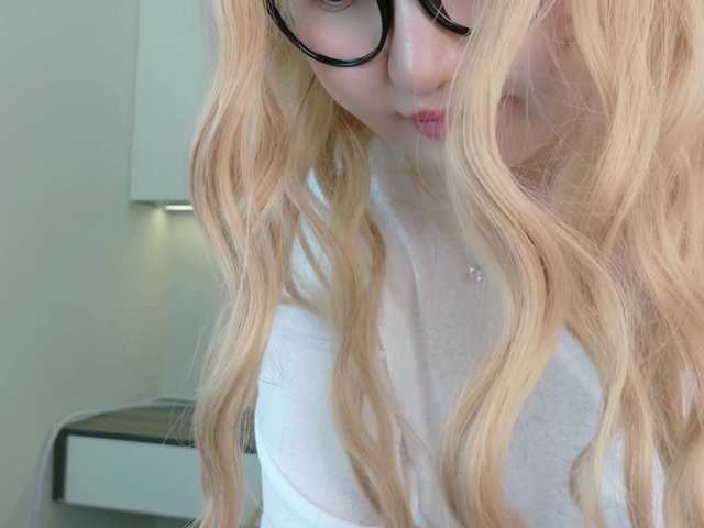 sakuraclover live cam on BongaCams