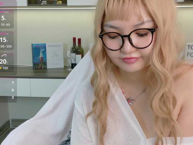 sakuraclover live cam on BongaCams