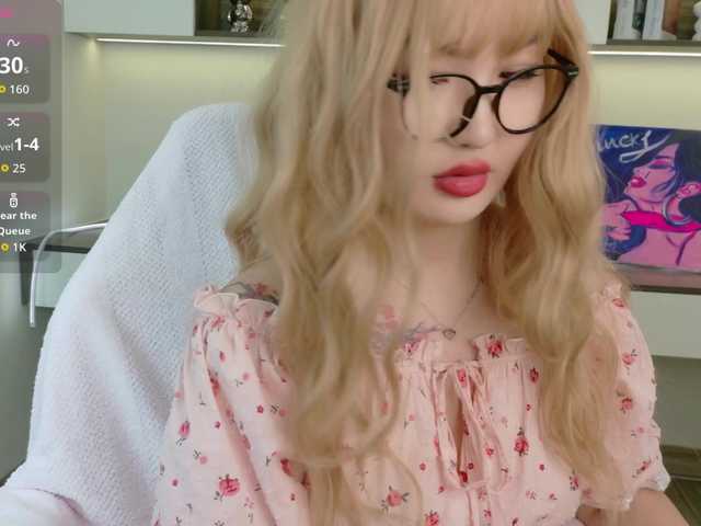 sakuraclover live cam on BongaCams