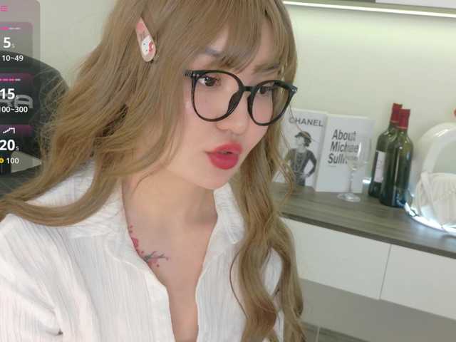 sakuraclover live cam on BongaCams