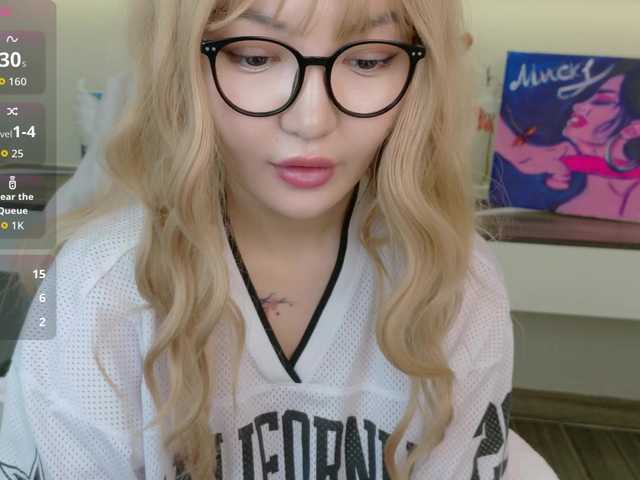 sakuraclover live cam on BongaCams
