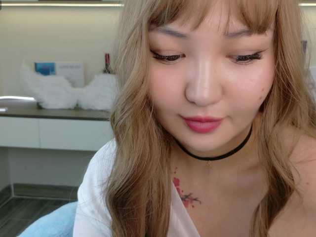 sakuraclover live cam on BongaCams