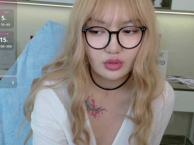 sakuraclover live cam on BongaCams