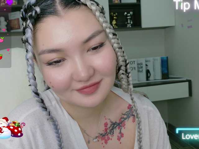 sakuraclover live cam on BongaCams