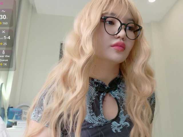 sakuraclover live cam on BongaCams