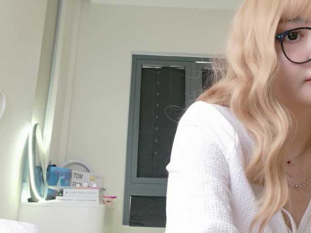 sakuraclover live cam on BongaCams
