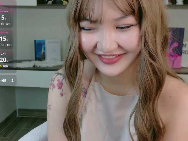 sakuraclover live cam on BongaCams