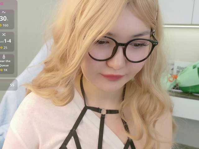 sakuraclover live cam on BongaCams