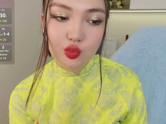 sakuraclover live cam on BongaCams