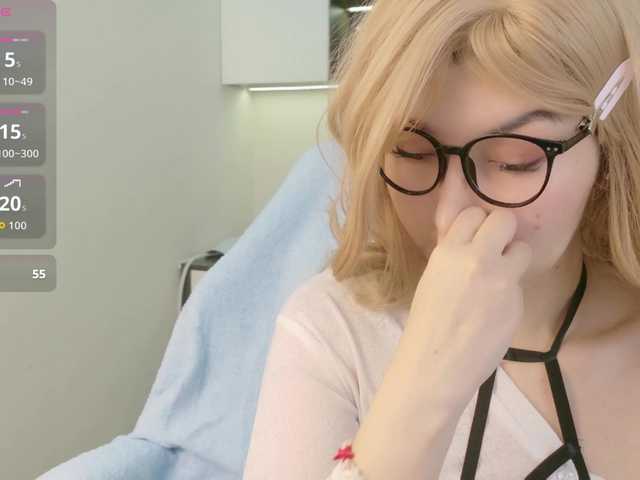 sakuraclover live cam on BongaCams
