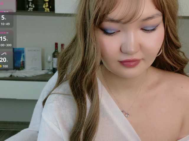 sakuraclover live cam on BongaCams