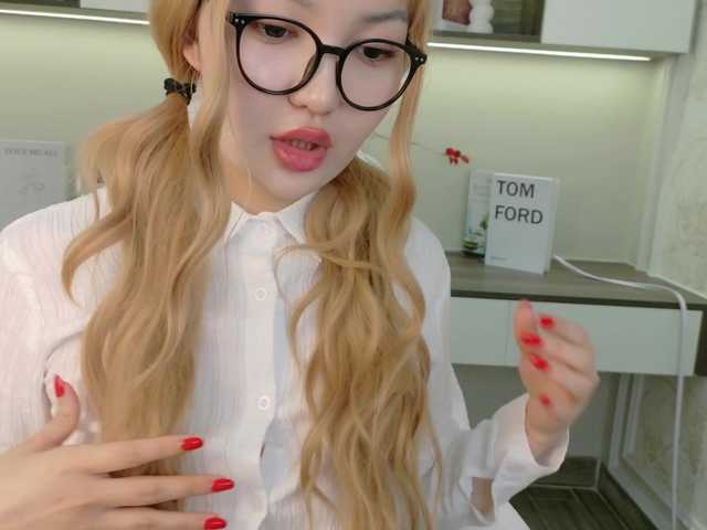 sakuraclover live cam on BongaCams