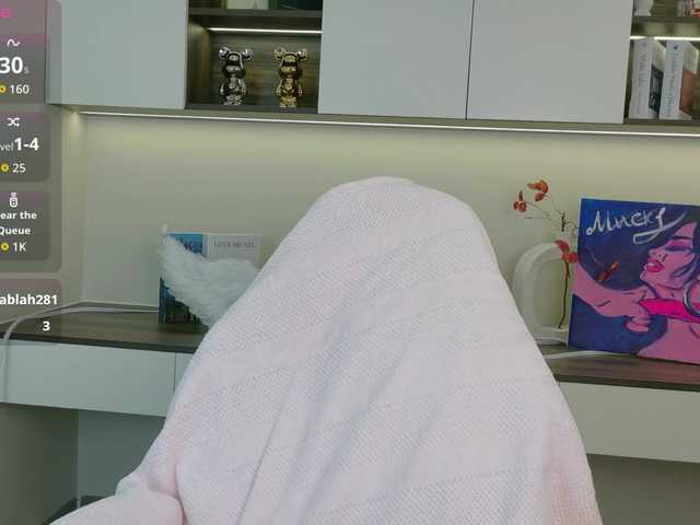 sakuraclover live cam on BongaCams