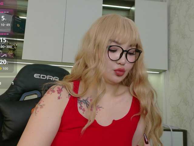 sakuraclover live webcam show