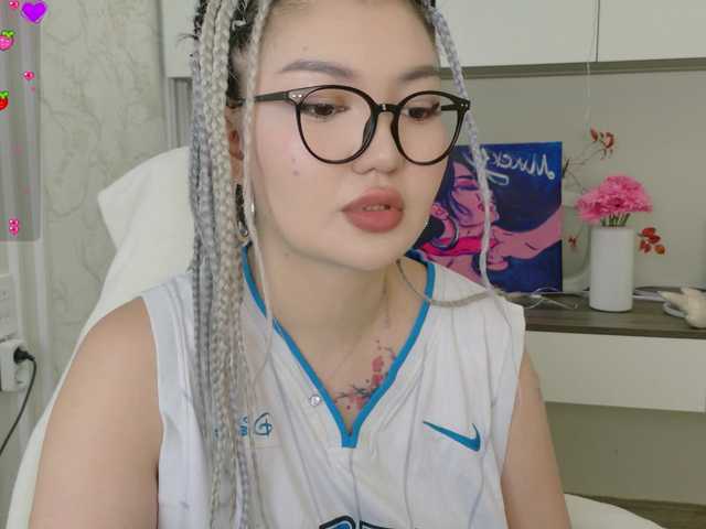 sakuraclover live cam on BongaCams