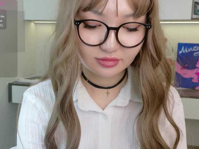 sakuraclover live cam on BongaCams