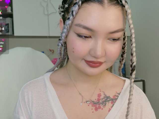 sakuraclover live cam on BongaCams