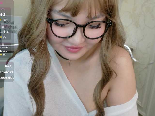sakuraclover live cam on BongaCams