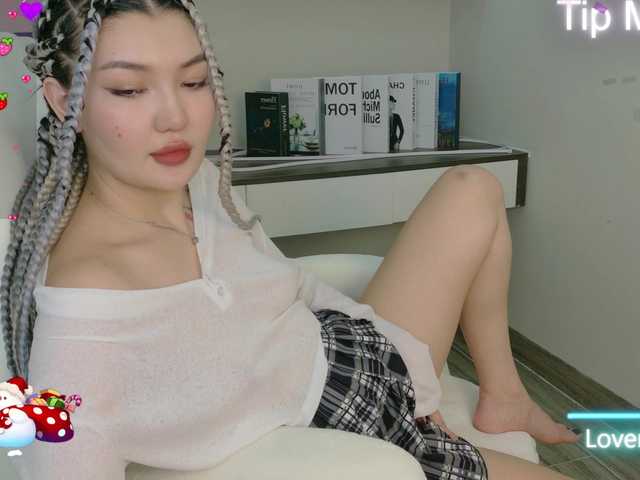 sakuraclover live cam on BongaCams