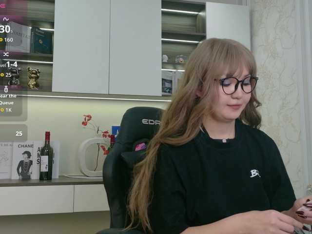sakuraclover live cam on BongaCams