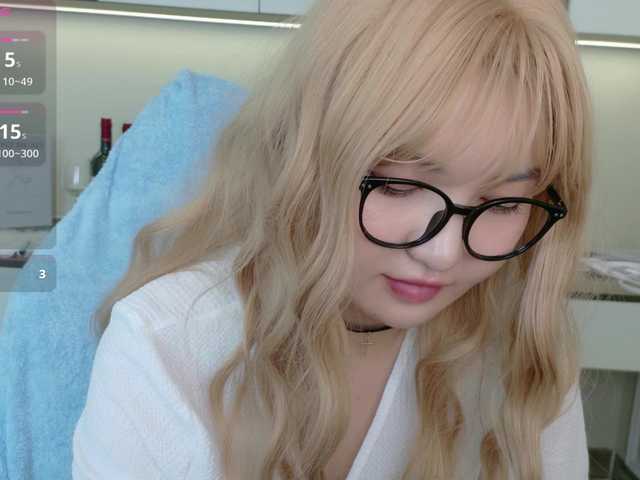 sakuraclover live cam on BongaCams