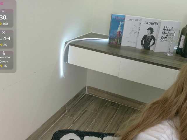 sakuraclover live cam on BongaCams