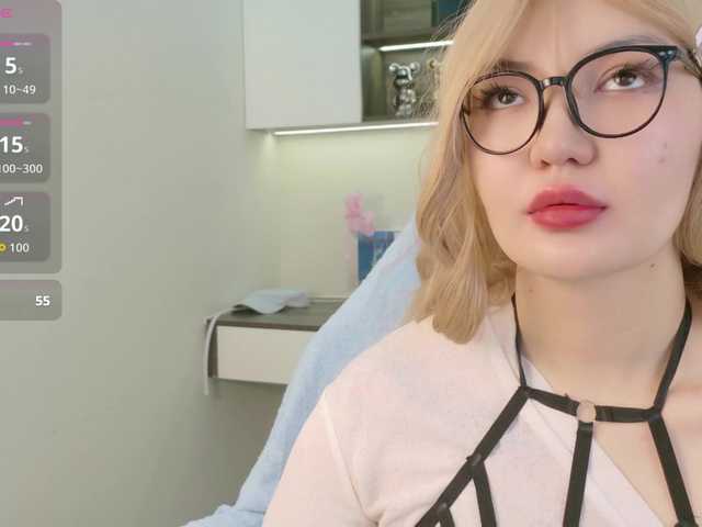 sakuraclover Live Cam on BongaCams