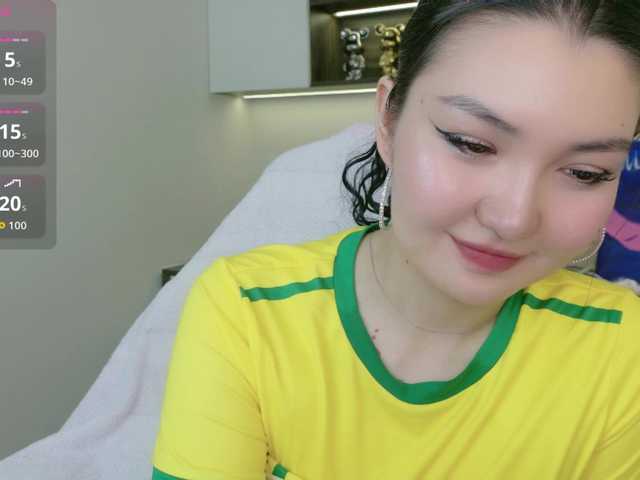 sakuraclover live cam on BongaCams