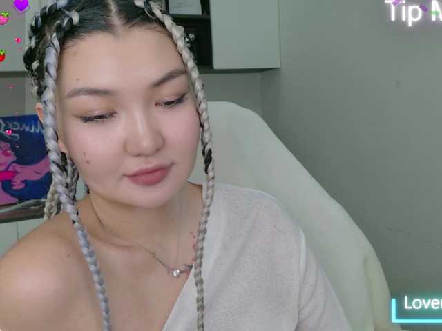 sakuraclover live cam on BongaCams