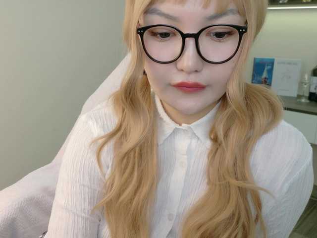 sakuraclover live cam on BongaCams