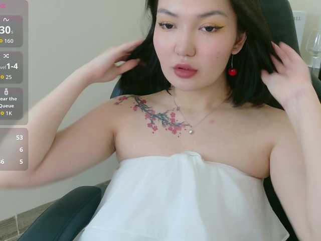 sakuraclover live cam on BongaCams