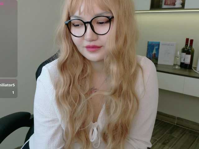 sakuraclover live cam on BongaCams