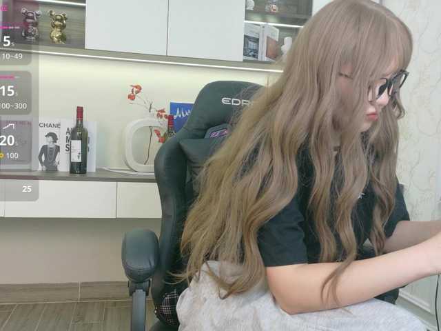 sakuraclover live webcam show