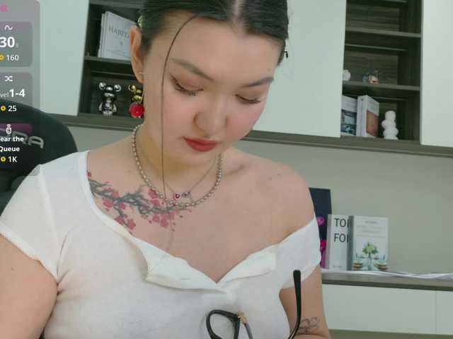 sakuraclover live cam on BongaCams