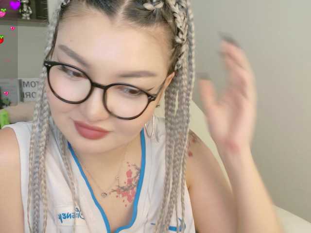 sakuraclover live cam on BongaCams