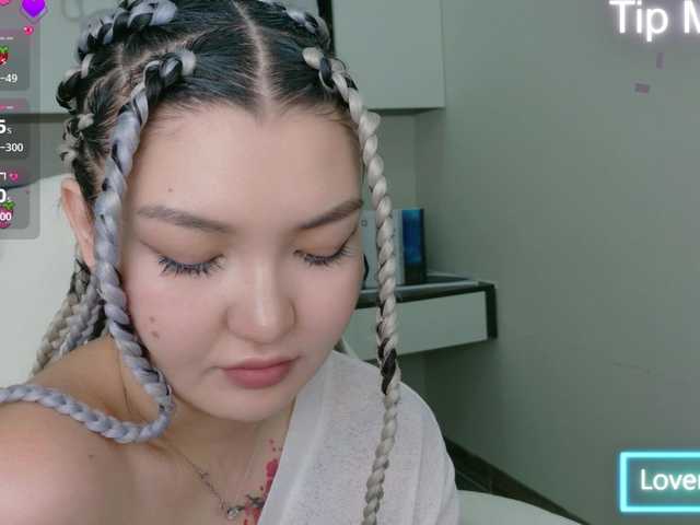 sakuraclover live cam on BongaCams