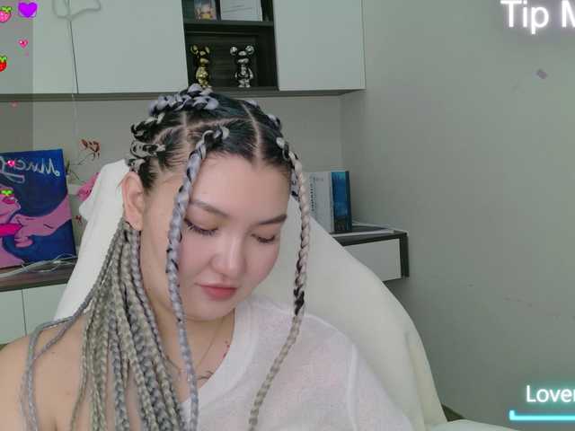 sakuraclover live cam on BongaCams