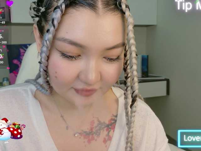 sakuraclover live cam on BongaCams