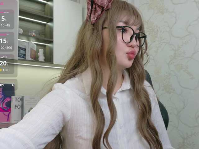 sakuraclover live cam on BongaCams