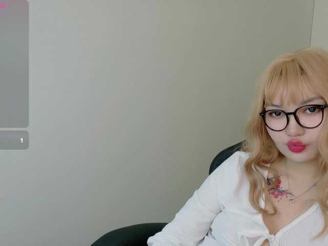 sakuraclover live sex show