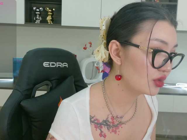sakuraclover live webcam show