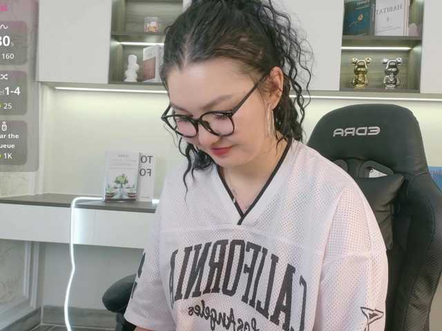 sakuraclover live cam on BongaCams