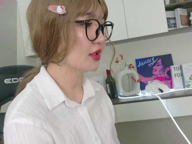 sakuraclover live cam on BongaCams