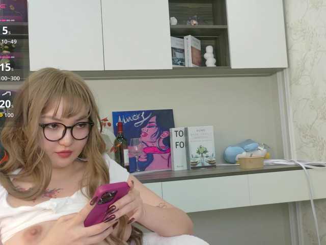 sakuraclover live webcam show