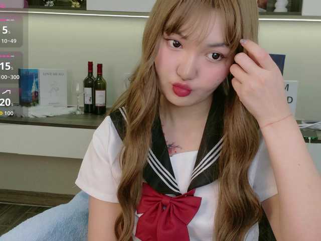 sakuraclover live cam on BongaCams