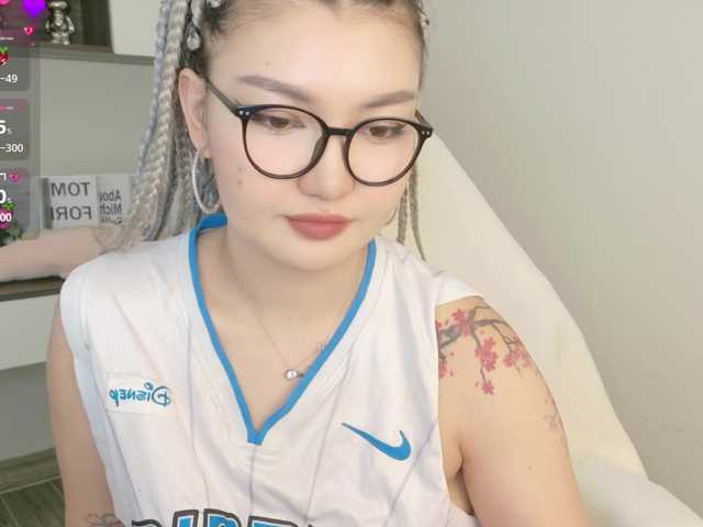 sakuraclover live cam on BongaCams