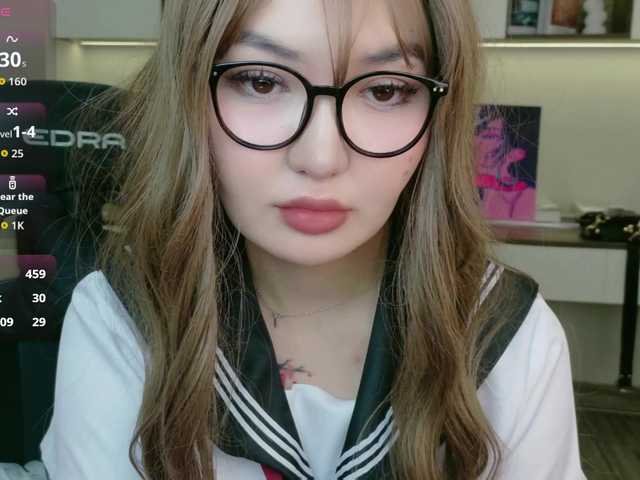 sakuraclover live cam on BongaCams