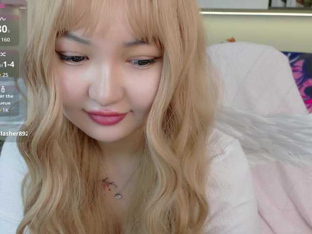 sakuraclover live cam on BongaCams