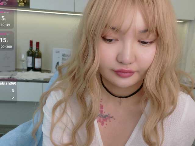 sakuraclover live cam on BongaCams
